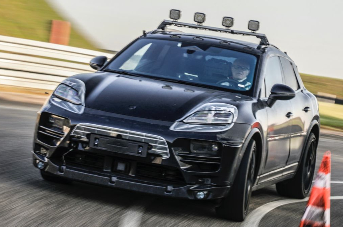 Porsche Macan EV